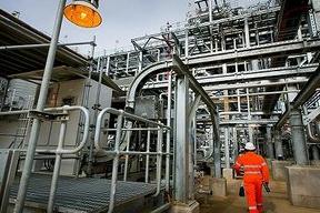 俄气及其合作伙伴提前实施LNG化工厂计划 