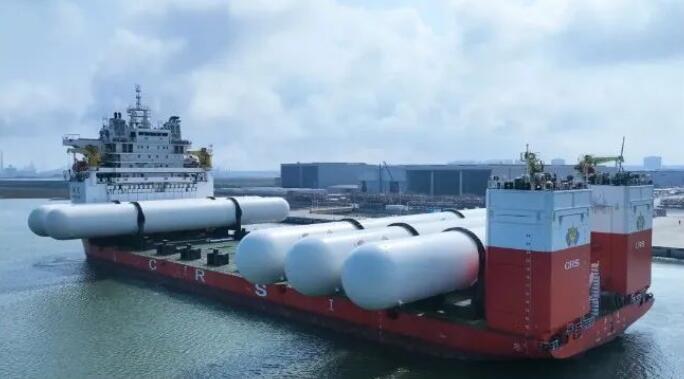 燕达海门承建的安哥拉LPG储罐项目首船顺利交付发货