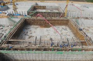东华科技神华榆林项目危废填埋场工程混凝土结构施工完工