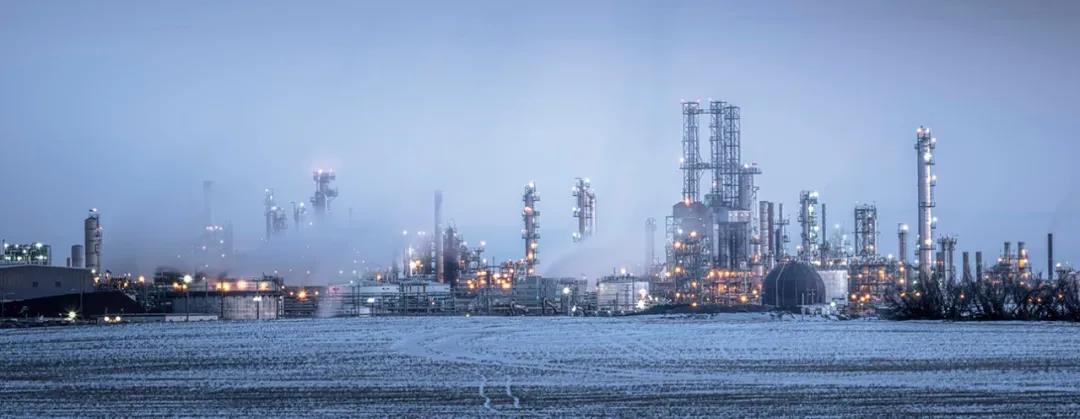 《动荡与转型》DNV GL发布2021年石油天然气行业前景展望报告