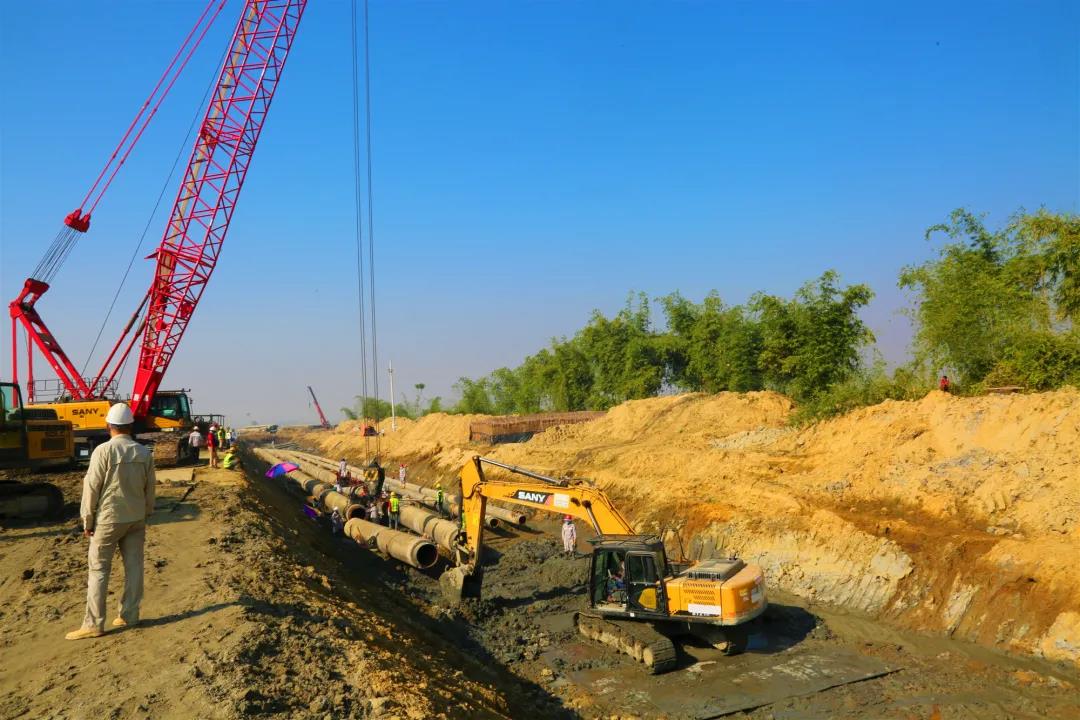 捷报！孟加拉单点系泊项目南部线路主体管道焊接完成