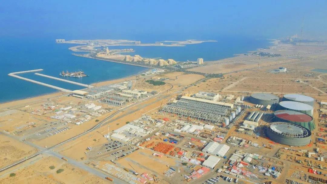 世界五大海水淡化工程之一阿联酋乌姆盖万海水淡化项目首条生产线顺利完成移交