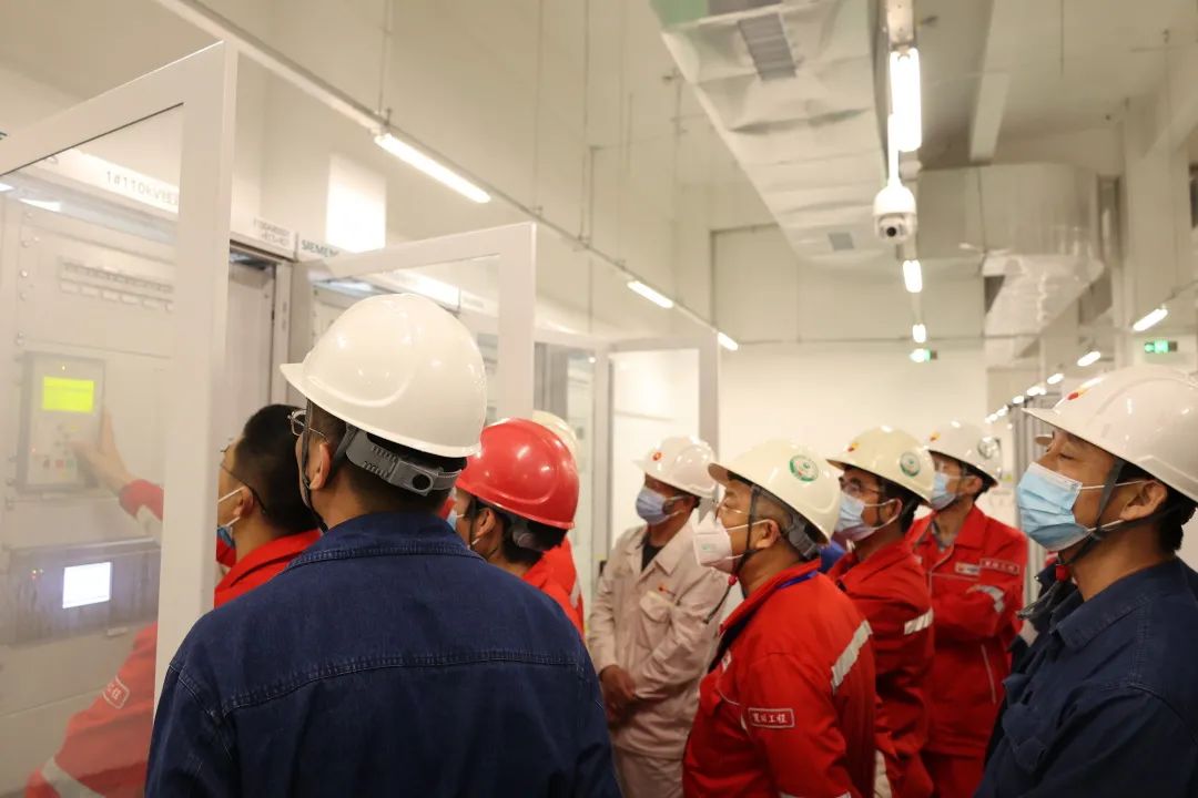 寰球公司广东石化项目120万吨/年乙烯装置变电站一次受电成功