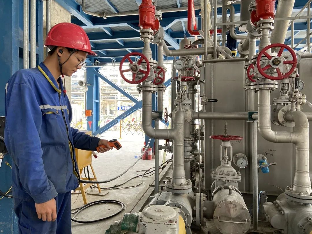 广东石化五联合石脑油加氢装置压缩机油站正式开始油运