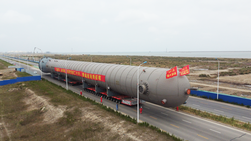 起运公司：天津石化南港乙烯项目顺利完成首台暨最重设备运输