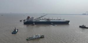 保暖保供添底气 南通吕四港迎来深秋首艘超大型LNG运输船