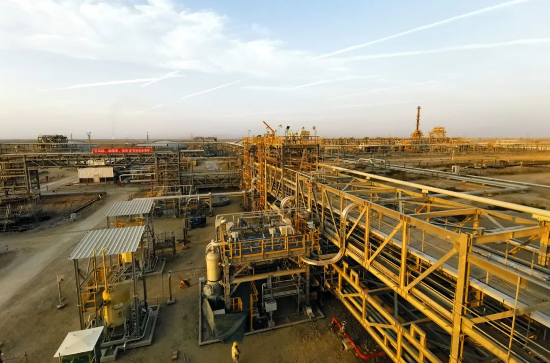 中油工程建设中东地区公司西古尔纳-1 303项目主体工程实现中交