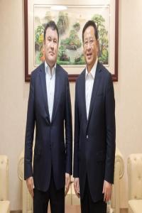 中国化学主要领导与乌兹别克斯坦能源部部长会谈