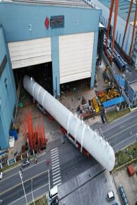 富瑞骄傲 国之重器丨富瑞重装一长达百米，重超千吨（1300吨）覆土罐顺利发货！